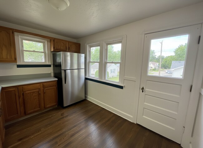 Building Photo - 5817 Archmere Ave