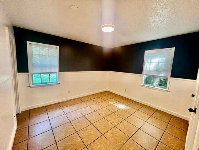 Building Photo - 12950 Del Rio St