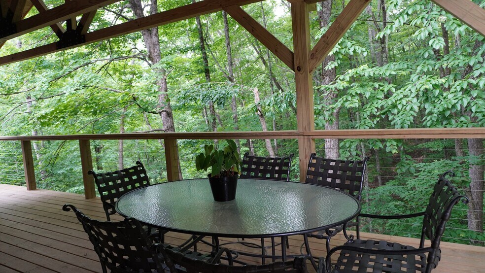 Building Photo - 6316 Vt 14