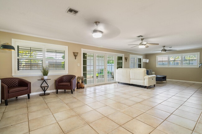 Building Photo - 2258 Palmetto Rd