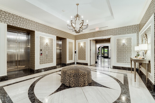 Building Photo - 3376 Peachtree Rd