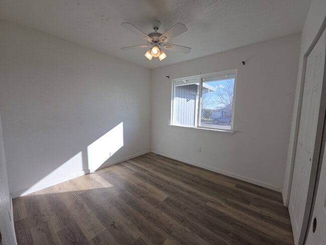 Building Photo - 750 Crosby Ln