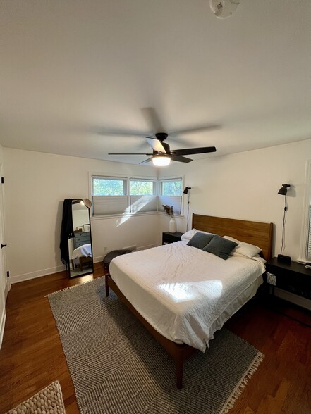 Building Photo - 4218 Saint Clair St