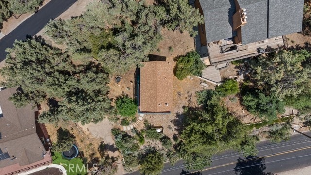 Building Photo - 2304 Woodland Dr