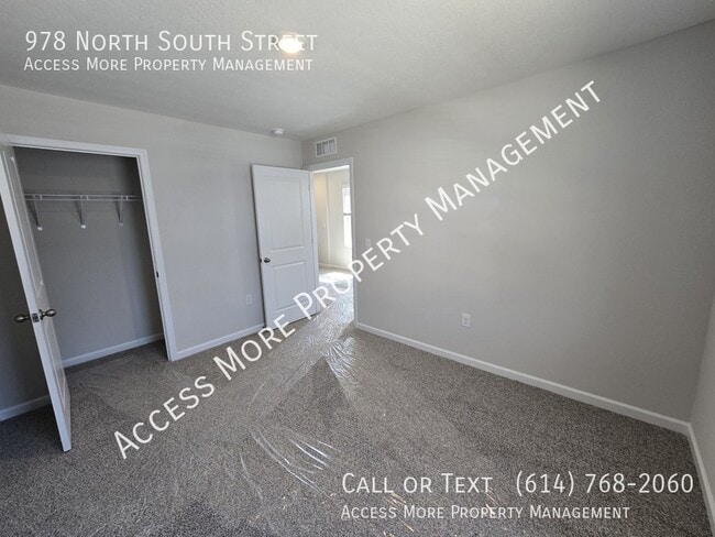 Building Photo - 978 N South St