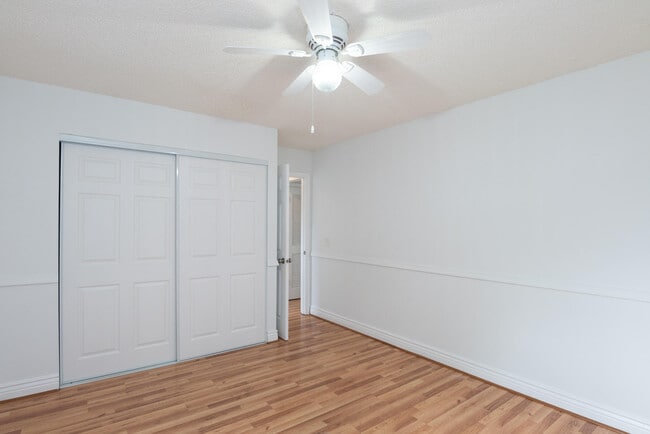 Building Photo - 4135 Palm Bay Cir