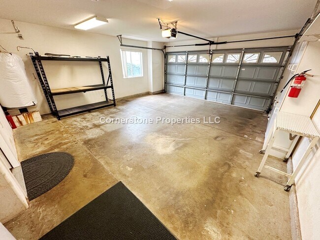 Building Photo - 94-711-711 Lumiaina St