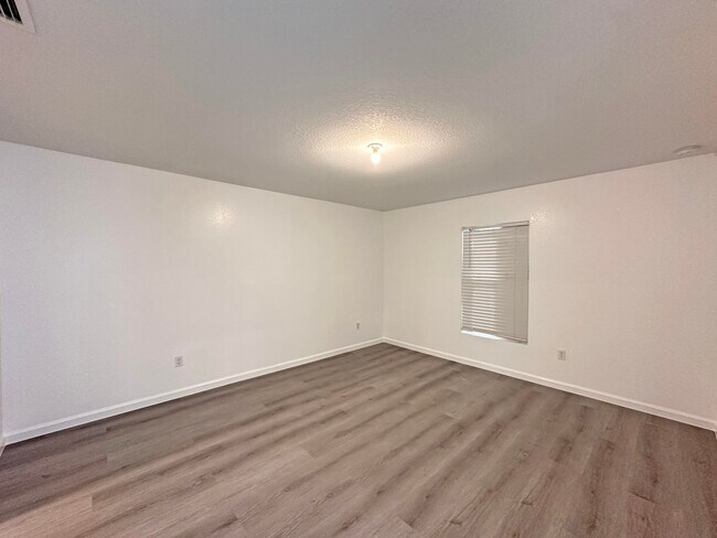 Building Photo - 4225 Abernathy Wy