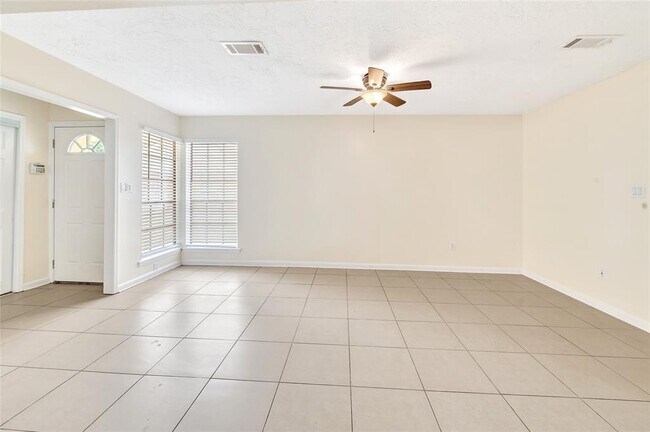 Building Photo - 12726 Westella Dr