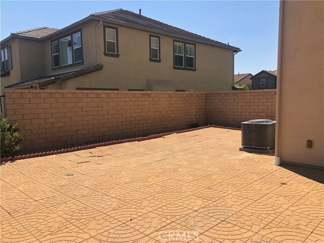 Building Photo - 1312 Macneil Dr