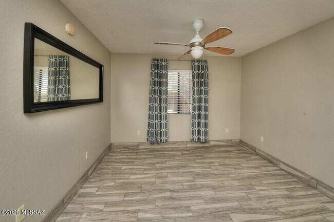 Building Photo - 101 S Players Club Dr