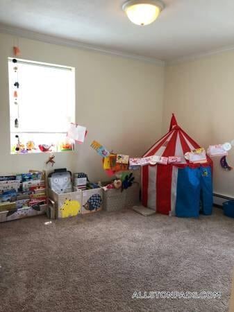 Building Photo - 16 Westford St