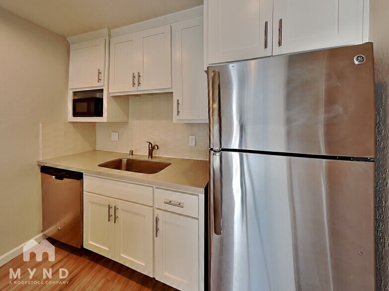 Building Photo - 2524 T St