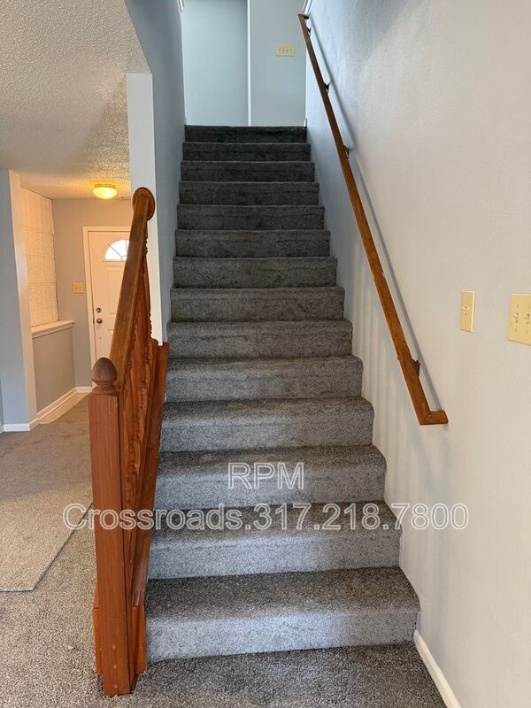 Building Photo - 8832 Taggart Dr