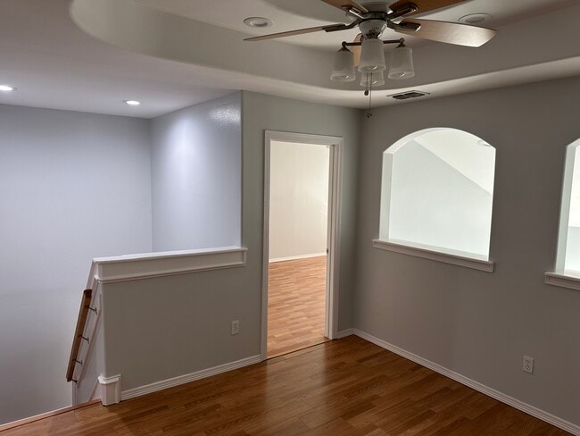 Landing - 428 Quail Ave