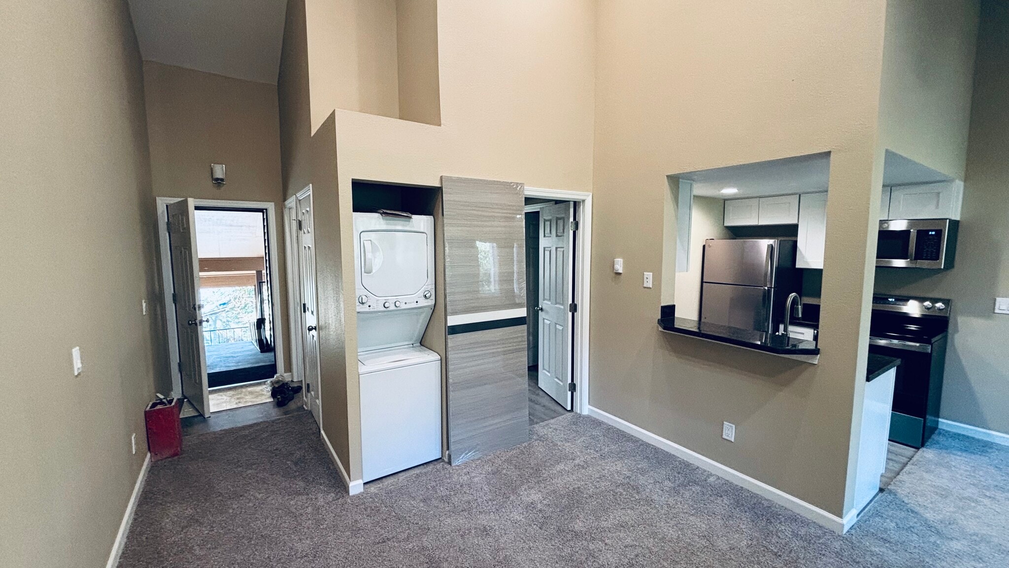 Building Photo - 9971 SE Talbert St