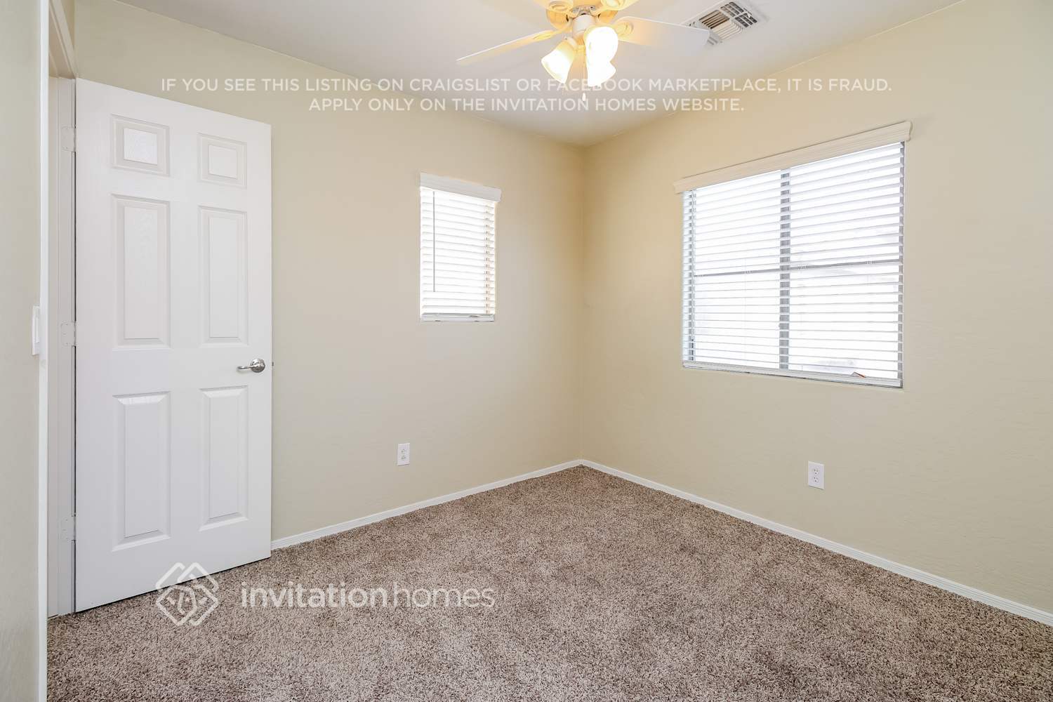 Building Photo - 4630 E Laurel Ct