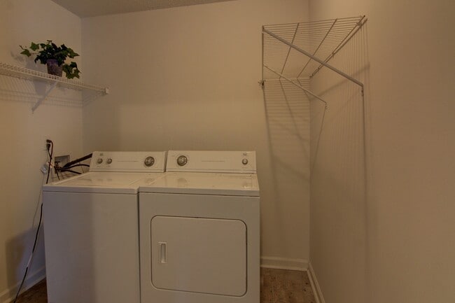 Building Photo - 1850 Cedar Shoals Dr