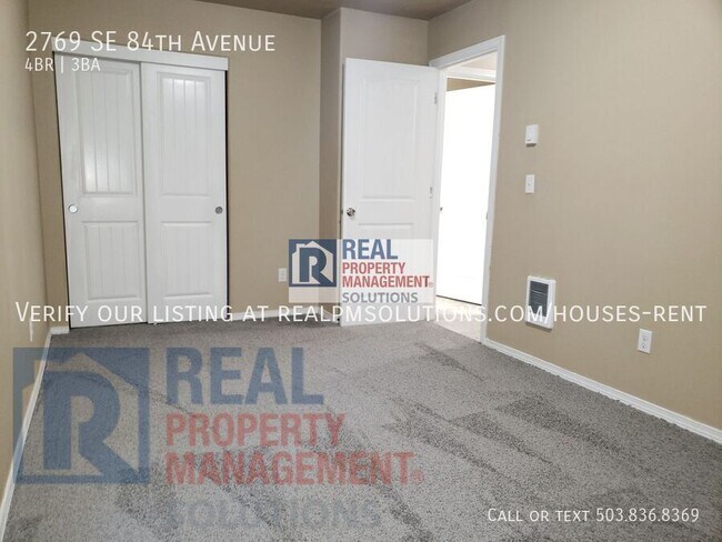 Building Photo - 2769 SE 84th Ave
