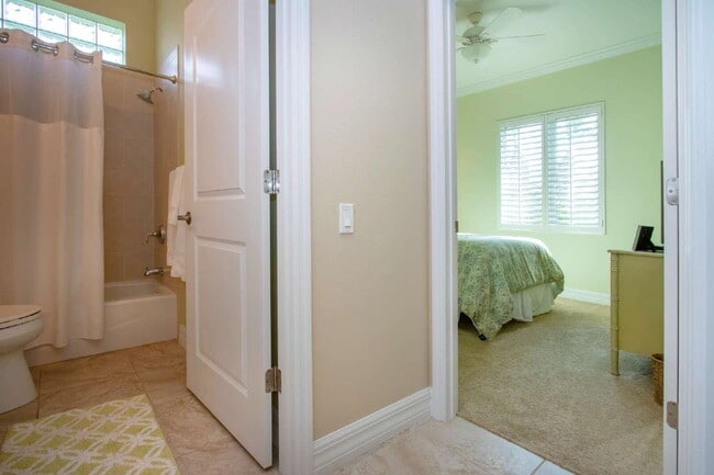 Building Photo - 4940 Tobermory Way