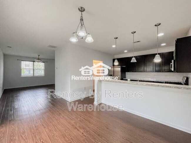 Building Photo - 1713 Dresdon Ln