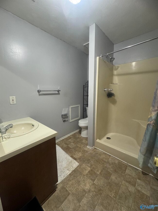 Building Photo - 117 Water Oak Ct