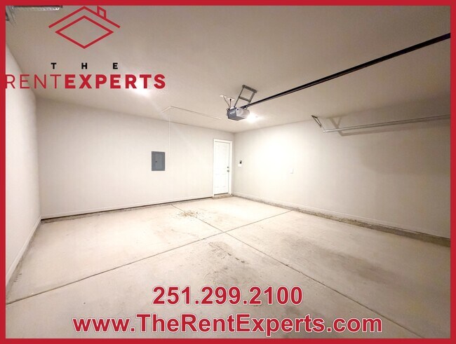 Building Photo - 2613 Windmere Dr E