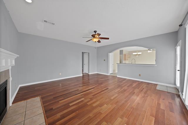 Building Photo - 745 Woodridge Dr