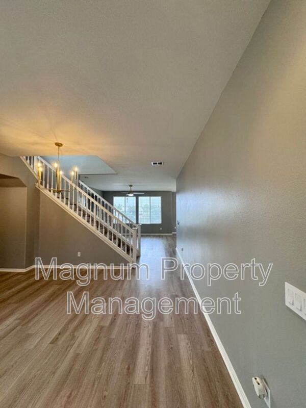 Building Photo - 32358 Gardenvail Dr