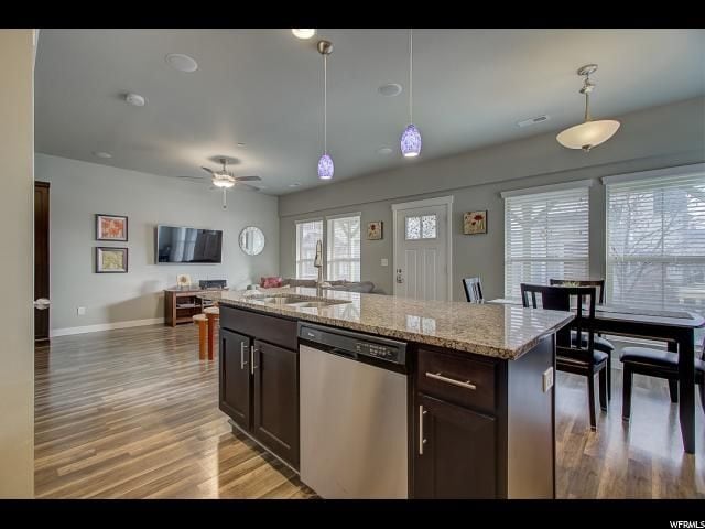 Building Photo - 863 Cecina Ct
