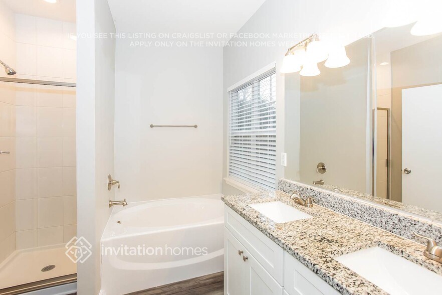 Building Photo - 8311 Springhead Ln