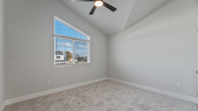 Building Photo - 451 Azurite Rd