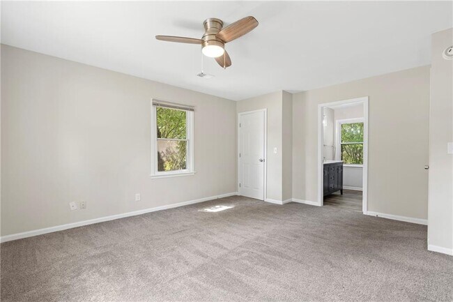 Building Photo - 33 Smyrna Powder Springs Rd SE