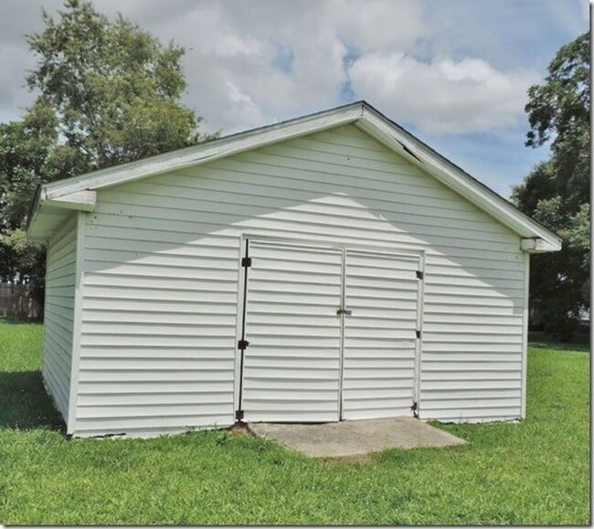 Building Photo - 2223 Imperial Ave E