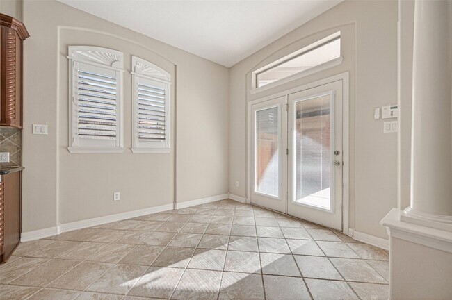 Building Photo - 5803 Grandwood Ln