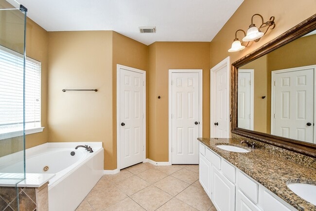 Building Photo - 22606 Blanefield Ct