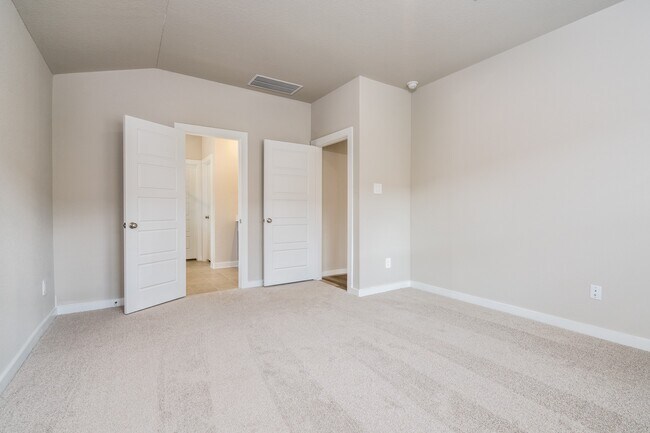 Building Photo - 17853 Stone Ter Ct