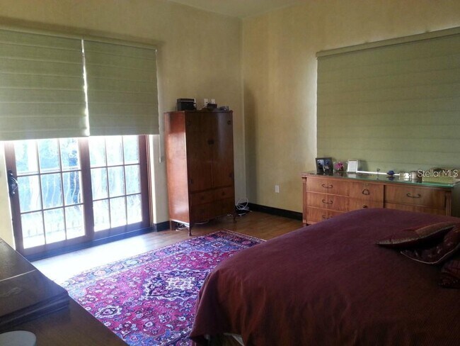 Building Photo - 1953 Freedom Dr