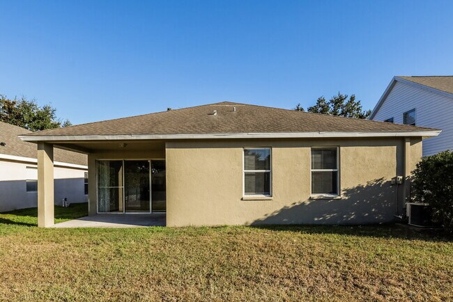 Building Photo - 6327 Bridgecrest Dr