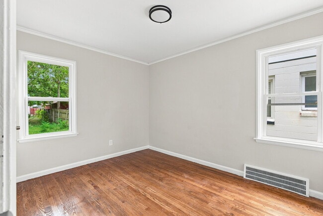 Building Photo - 8845 Canyon St