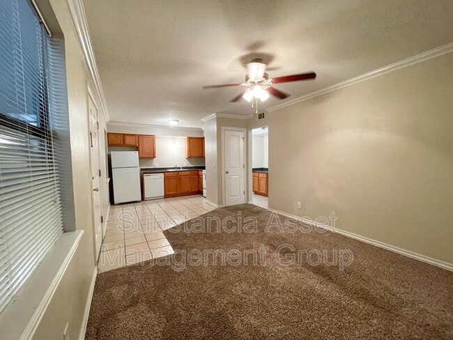 Building Photo - 1428 NW 27th St