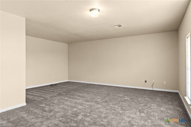 Building Photo - 118 Lone Shadow Dr