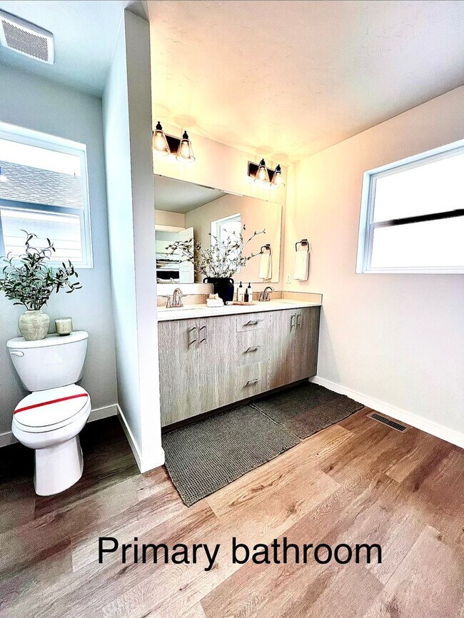 Building Photo - BRAND NEW HOME! 4 Bed/2.5 Bath plus Office and Flex Space Upstairs