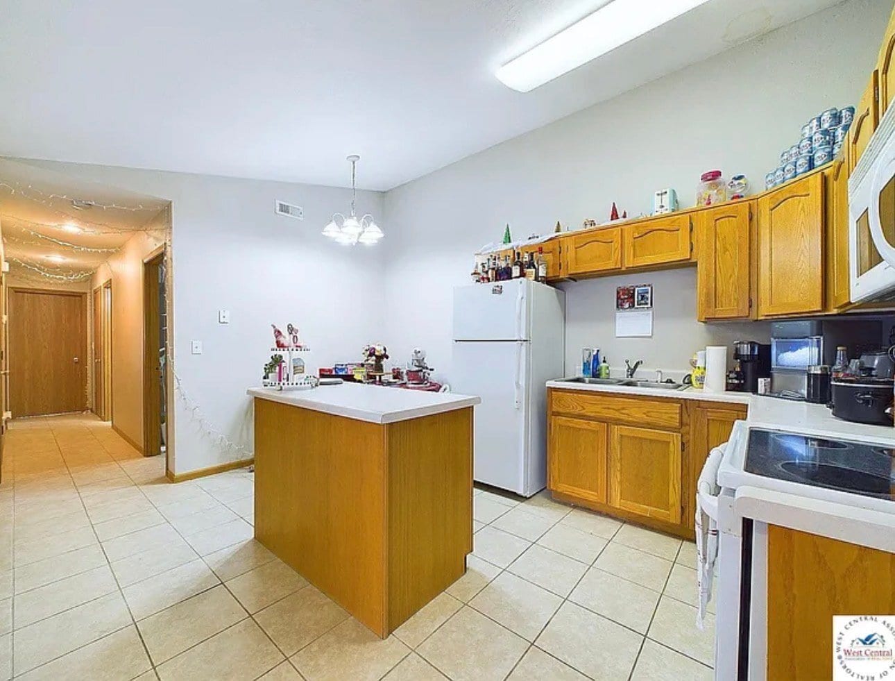 Building Photo - 113 1711 Rd