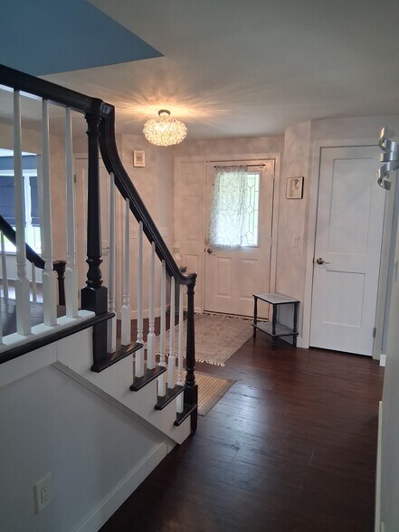 Foyer Entrance - 2710 English Rd