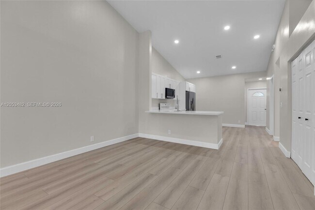 Building Photo - 11061 NW 38th Pl