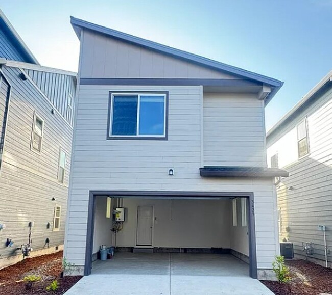 Building Photo - *NEW Construction* Stunning 3BD, 2.5 BA* S...