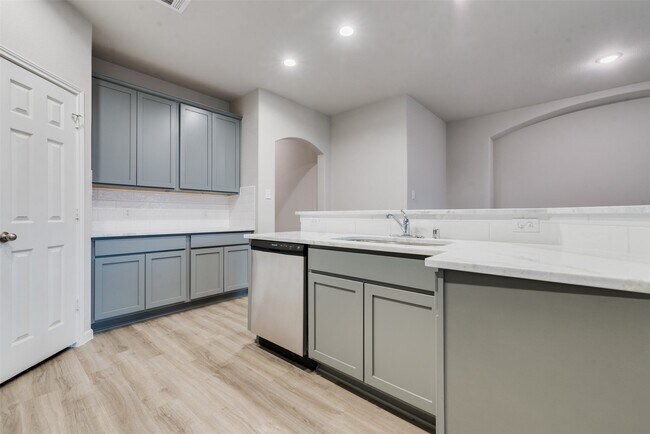 Building Photo - 27079 Badger Way