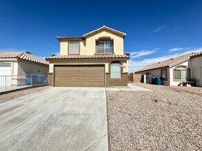 Building Photo - SPRING VISTAS