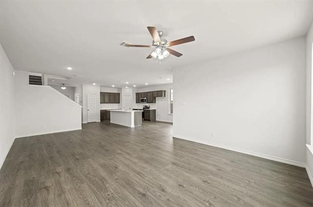 Building Photo - 402 Saddle Ln